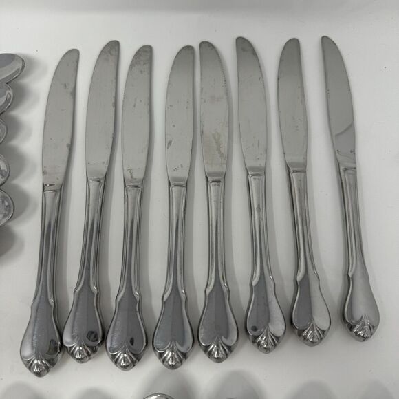 51 Pc Towle Supreme Cutlery Stainless Japan Flatware Set - Picture 4 of 10